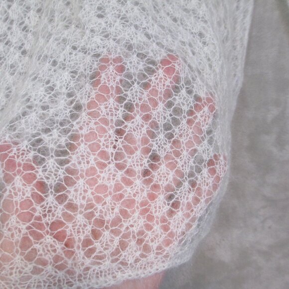 Eileen Fisher Italian Yarn Ultra Light Weight Sweater Creamy Ivory Size PM - Picture 5 of 10